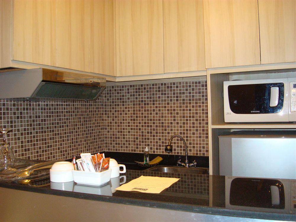 Ap Suite Apartment Kuta Lombok Εξωτερικό φωτογραφία